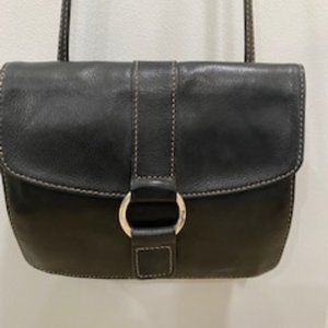 Fossil Vintage Black Pebbled Leather Crossbody